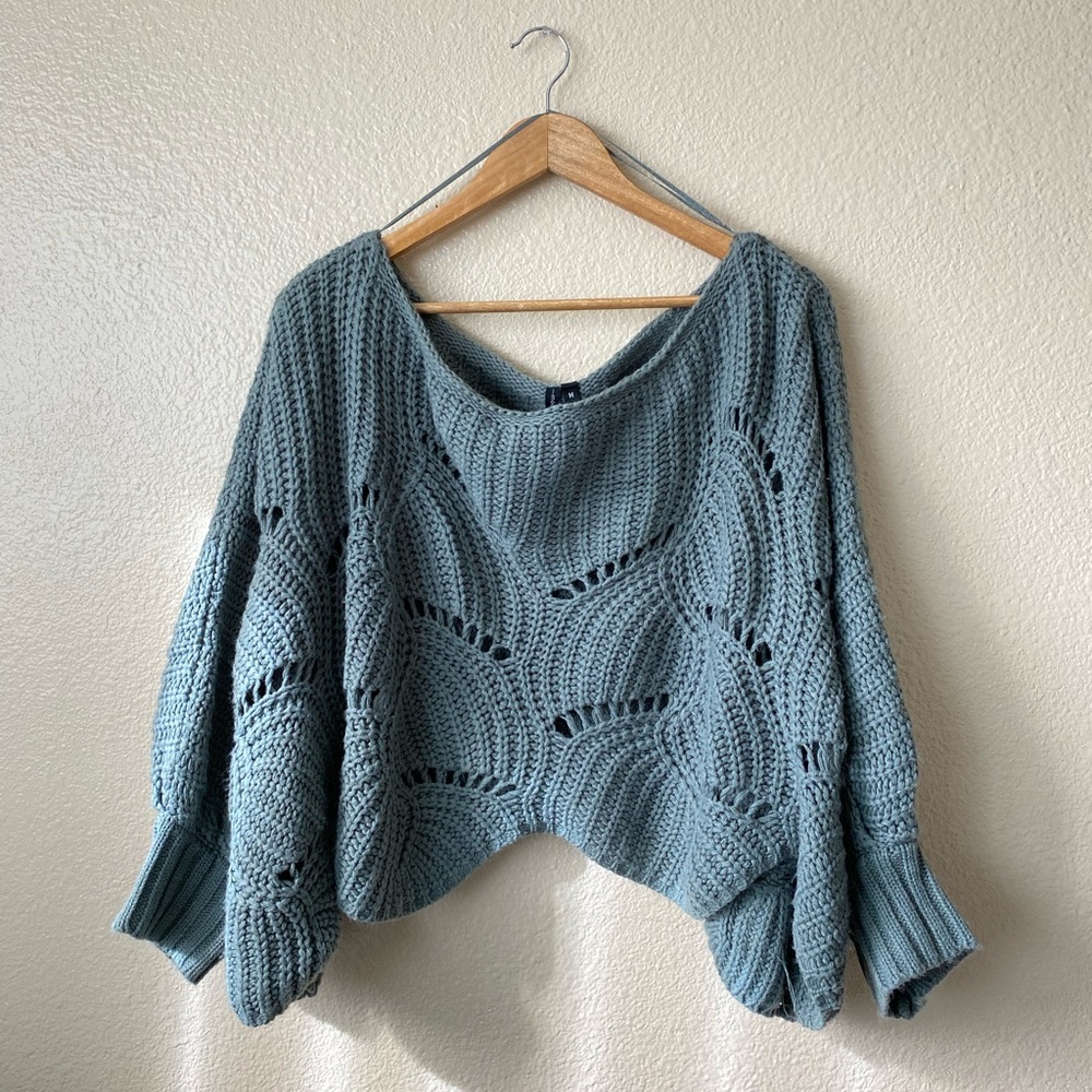 Moon & Madison blue knit sweater medium